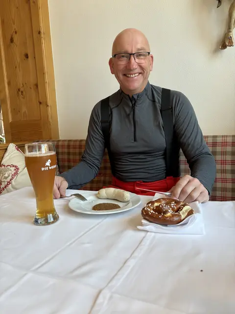 Reiseleiter Frühstück