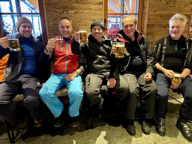 Die Crew von Atomic mit Oliver und Harald Überwacher sowie Franz Krainer.