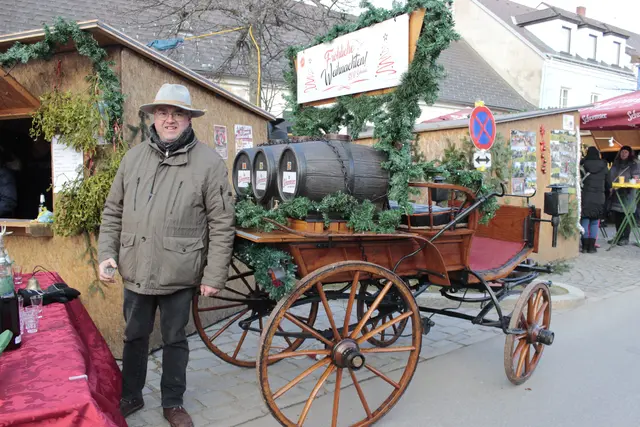 Martin Speychal mit seinem Schnapswagerl sorgte für "Frostschutz". | Foto: Walter Kellner