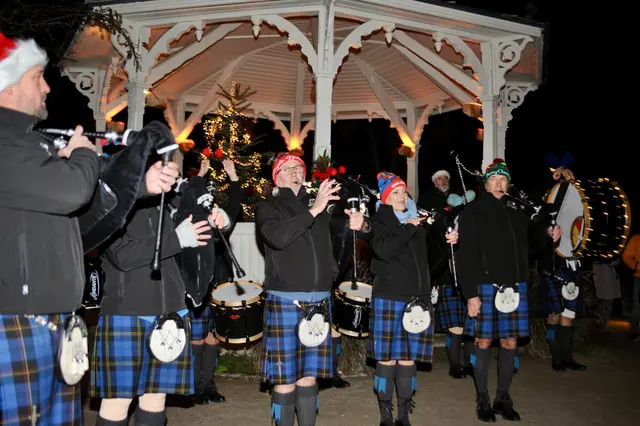 Die Caledonian Pipes &amp; Drums Burgenland heizten schon am Freitag ein. | Foto: Trimmel, Zezula