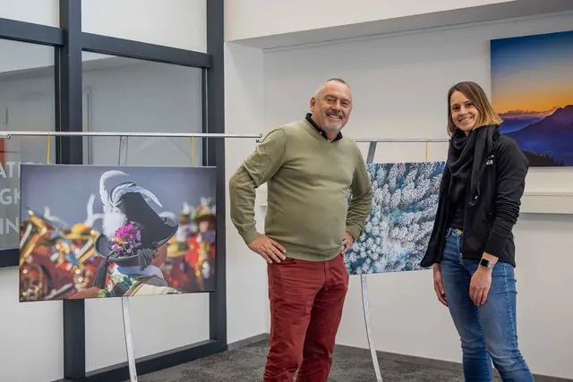 Andreas Lutche und die Startup Gallery stellten Kunstwerke und Fotogafien aus.  | Foto: Andreas Lutche