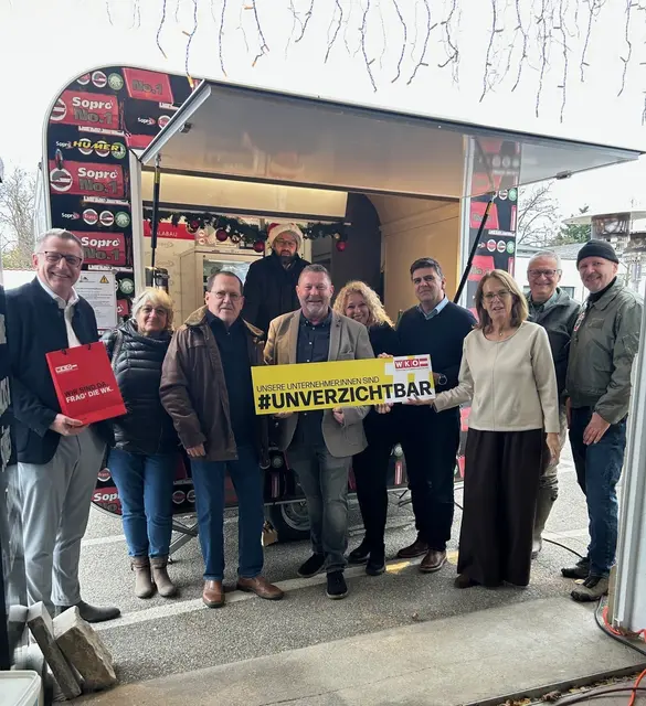 v.l.: Harald Pokorny, Michael Krasanovsky, Judith Verant, Christoph Pöck (6.v.l.) und Gerhild Umathum mit Gästen. | Foto: WKO Burgenland