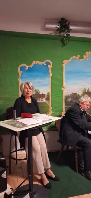 Vernissage von Waltraud Limmert-Lehner. | Foto: Bogner