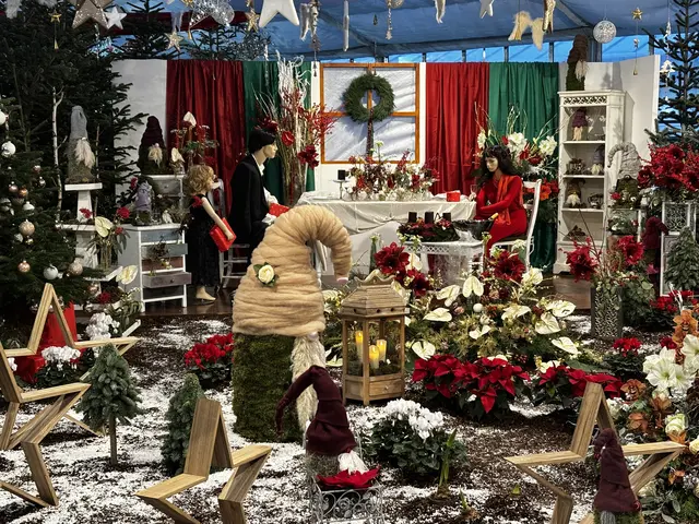 Im Veranstaltungsglashaus findet sich die traditionelle Weihnachtsausstellung der Wiener Stadtgärten. | Foto: Barbara Schuster/MeinBezirk