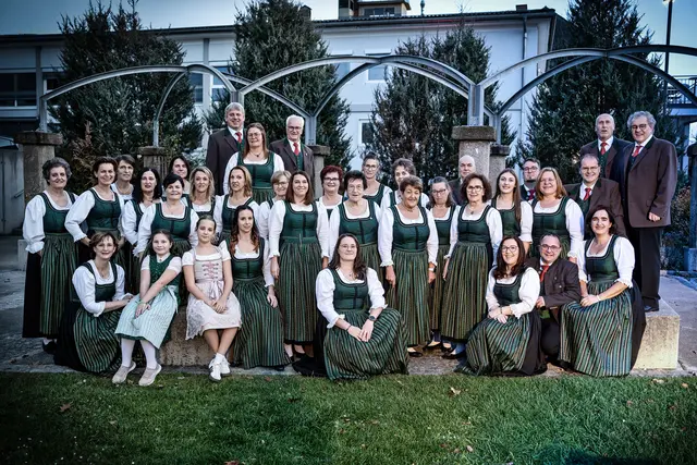 Die Liedauswahl des Singkreises reichte von traditionellen Sätzen bis zu modernen, gefühlvollen Arrangements. | Foto: Singkreis Thürn