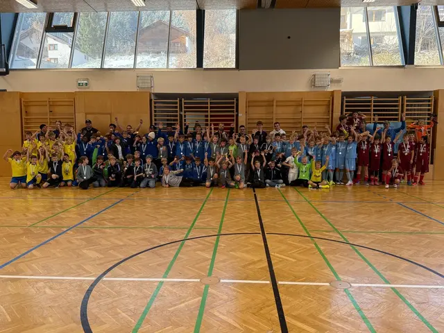 65 Nachwuchsteams aus ganz Tirol sowie eine Mannschaft aus Salzburg nahmen am Stubai Hallencup teil. | Foto: FC Stubai