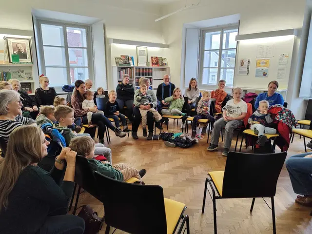 Bei der Vorlesestunde für Kinder geht es dieses Jahr in der Geschichte um ein Engerl mit besonderen Flügeln- | Foto: Reitbauer