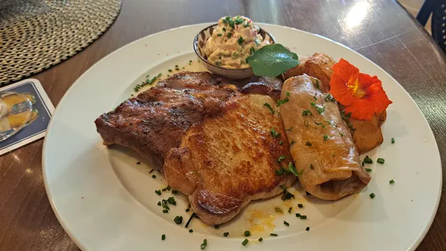 Bulgarische Sarmi, köstliche Beilage beim "Murli" | Foto: Johannes Ulrich