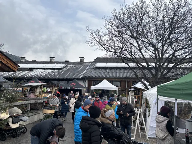 Gemütliche Atmosphäre: Gäste stöbern, plaudern und entdecken Neues. | Foto: Kendlbacher