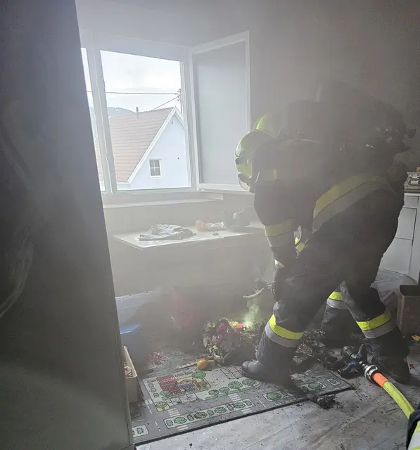 Im Einsatz standen die Hauptfeuerwache Villach, die Feuerwehren Perau und Turdanitsch–Tschinowitsch sowie die Polizei. | Foto: HFW Villach