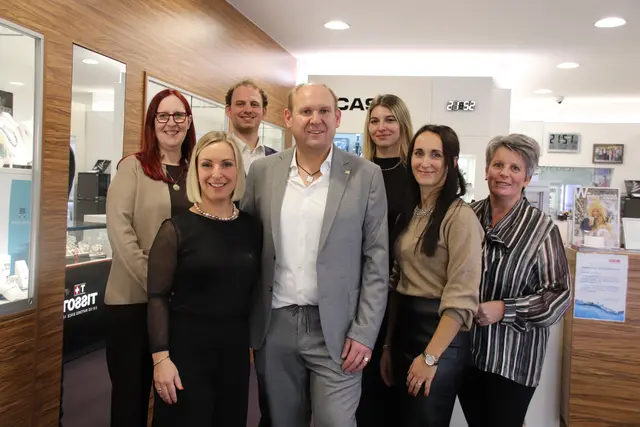 Das Team von Juwelier Öllinger in Kirchdorf an der Krems. | Foto: MeinBezirk/Wiesmüller