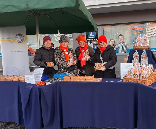 v.l.n.r.: Dr.Sabine Lepuschütz, Susanne Meusel, Domenika Lindermuth und Präsidentin Gerhild Falle. | Foto: Soroptimist Villach 
