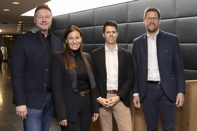 Freuten sich über ein gelungenes Branchentreffen (v.l.): Sebastian Schneemann (Centermanager Kaufhaus Tyrol), Gastreferentin Martina Wasserbauer, Simon Franzoi (Geschäftsführer Sparte Handel) und Roman Eberharter (Obmann Sparte Handel). | Foto: Die Fotografen