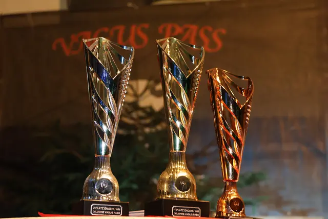 Die drei Pokale der ersten Engerl WM sind vergeben. Die Premiere ging bravourös mit viel Spaß über die Bühne.