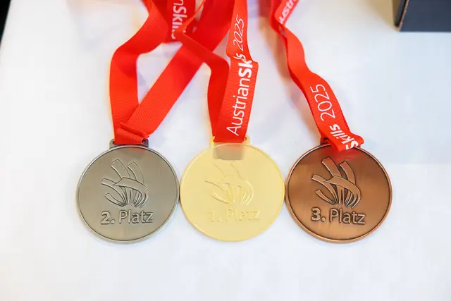 Junge Fachkräfte aus dem Burgenland glänzten bei den AustrianSkills 2025 mit Spitzenleistungen und mehreren Silbermedaillen in handwerklichen Bewerben. | Foto: SkillsAustria/MaxSlovencik/Florian Wieser