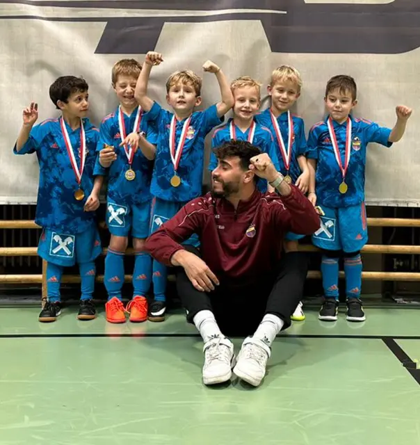 Jubelstimmung ist garantiert. Bei der Siegerehrung am 6.12. um 15:15 Uhr mit dabei: Bürgermeister Johannes Anzengruber sowie WSG Tirol Sportdirektor Stefan Köck mit den WSG-Bundesliga-Fußballprofis Kapitän Valentino Müller, Lukas Hinterseer und Matthäus Taferner. | Foto: ISK
