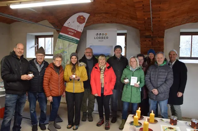 So steht es um die Biodiversität in der Südsteiermark: Die Teilnehmerinnen und Teilnehmer besuchten das Bioweingut Otto Knaus sowie den Biohof Thomas Lorber | Foto: Naturpark Spezialitäten