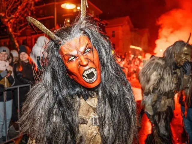 Liebe Grüße von den lieben Krampus aus Villach 