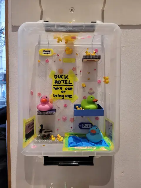 Das "Duck Hotel" wurde von Ana Vollwesen entworfen. | Foto: Ana Vollwesen