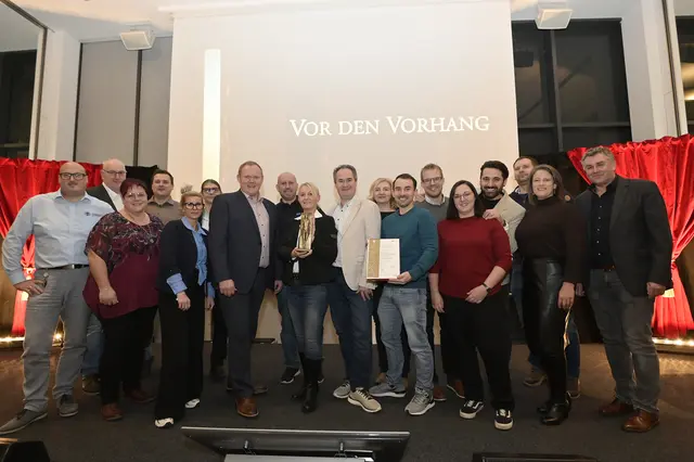 Die ZKW Betriebsräte und deren Gewerkschaftssekretäre. | Foto: zVg