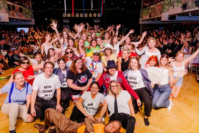 Die Mitternachtseinlage war ein grandioser Abschluss der Vorbereitungen und ein letztes, fulminantes Zeichen von Teamgeist und Kreativität. | Foto: Peter Buchgraber