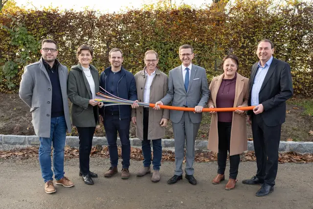 V. l.: David Huber, ÖVP Andorf, Bundesrätin Barbara Prügl, Christof Ertl, Karl Buchinger, Landesrat Markus Achleitner, Vize-Bürgermeisterin Anita Wohlmuth und Landtagsabgeordneter Florian Grünberger. | Foto: ÖVP Andorf