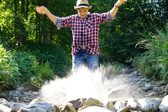 Mensch und Natur im Einklang: In der Modellregion ist man dank zahl-reicher Initiativen auf einem sehr guten Weg. | Foto: Emely Pessl