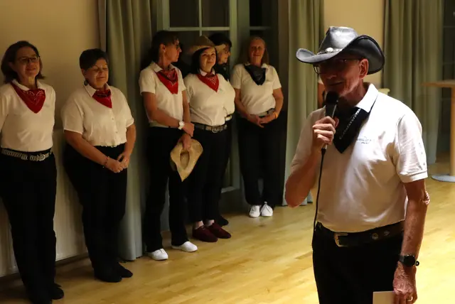 Präsident Walter Berberich begrüßt die Gäste | Foto: Gerhard Langmann