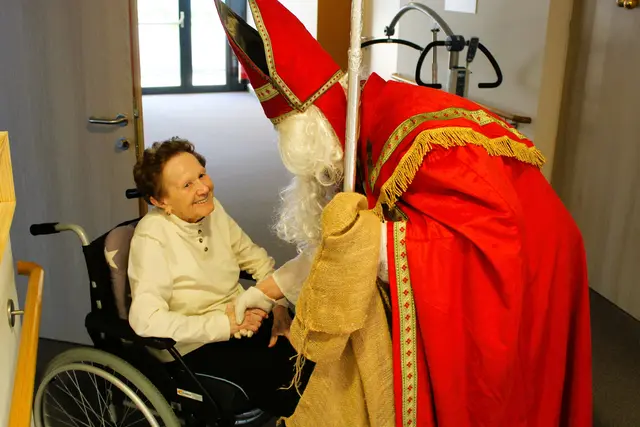 Die Bewohnerinnen und Bewohner freuten sich über die besonderen Gäste. | Foto: Sylvia Kremsner