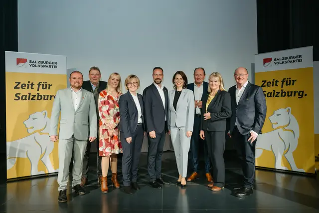 Stefan Schnöll wurde am gestrigen Bezirkskongress in der Bachschmiede zum neuen Bezirksobmann der Flachgauer Volkspartei gewählt.  | Foto: Salzburger Volkspartei