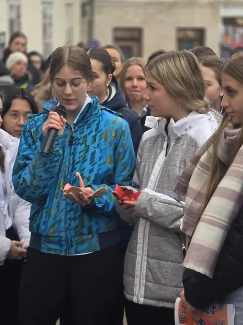 Starke Statements gegen Gewalt prägen die Ausstellung. | Foto: Frauen für Frauen