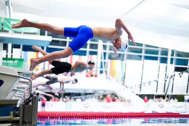 Daniel Leitner stellt einen neuen OÖ Rekord in der AK 14 über 100 m Freistil auf | Foto: Agentur DIENER @eva.manhart