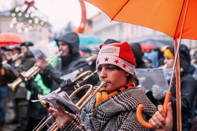 Für die Ö3-Weihnachtswunder-Kapelle 2025 werden Musiker:innen gesucht. | Foto: ORF_Ö3_Martin Lukas Krachler