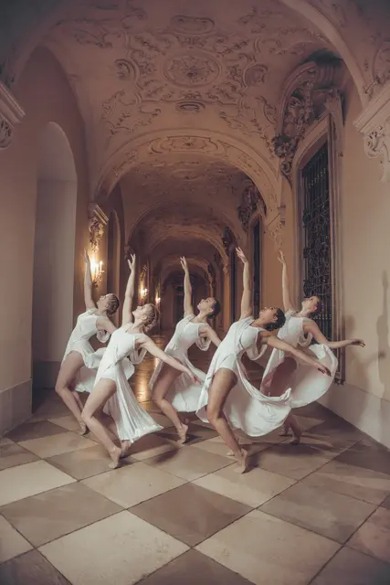 Titelfoto Klosterneuburg: Die Oper Klosterneuburg präsentiert 2026 erstmals eine Balletteinlage: Im dritten Akt von Samson und Dalila treten junge Talente der Klosterneuburger Dance Factory auf. | Foto: Janos Lakatos