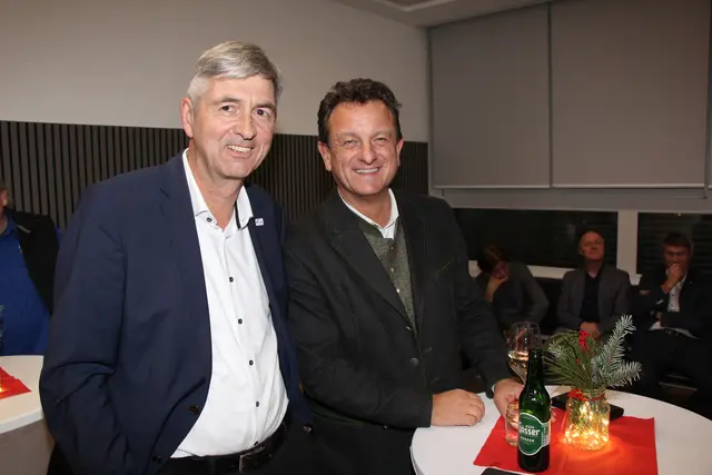 Franz Waghubinger (li.) mit Bürgermeister Horst Hufnagl aus Micheldorf.