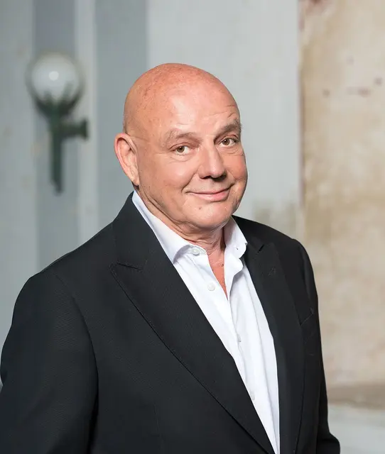 Wolfgang Böck lädt zu „Leise rieselt der Schmäh“ nach Bad Ischl | Foto: VOGU