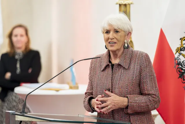 Der Brigitte-Bierlein-Frauenpreis zeichnet junge Top-Talente aus Österreich aus. | Foto: BKA/Florian Schroetter