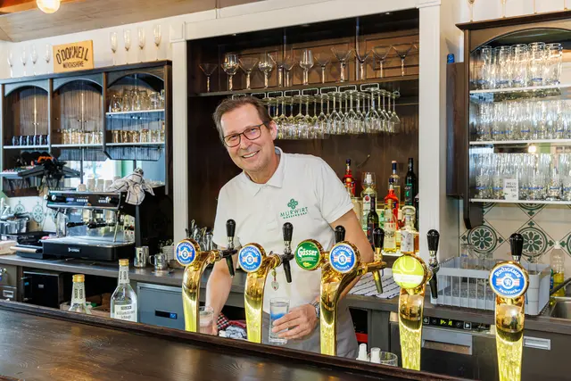 Der Familienbetrieb von Guido Kollmann kocht auch täglich für 200 Kinder im Kindergarten, Kinderkrippe und Volksschule. | Foto: Region Graz - Harry Schiffer