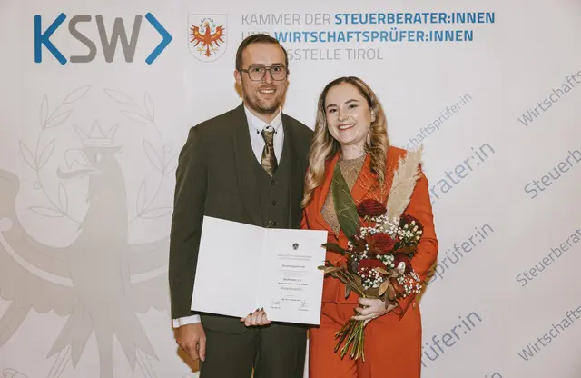 Sara Larissa Rumpler wurde zur Steuerberaterin bestellt. | Foto: Blickfang Photographie/Julia Türtscher.