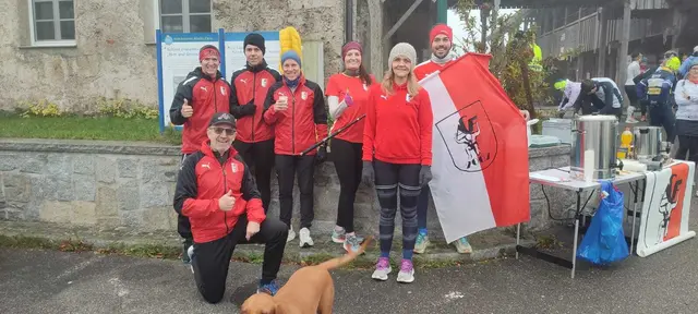 Besonders wichtig: de Verpflegungsstation im Ziel, betreut vom Athletikclub Frauenstein | Foto: Mike Retzinger