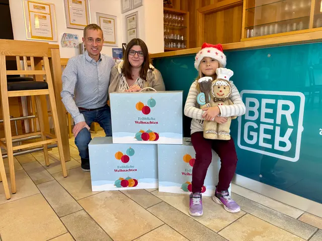 Titelfoto Horn: Was als Idee zur Corona-Pandemie begann und noch händisch umgesetzt wurde, ist eine gefragte Alternative aus der Region für die Zeit bis zum Heiligenabend. | Foto:  Markus Kahrer