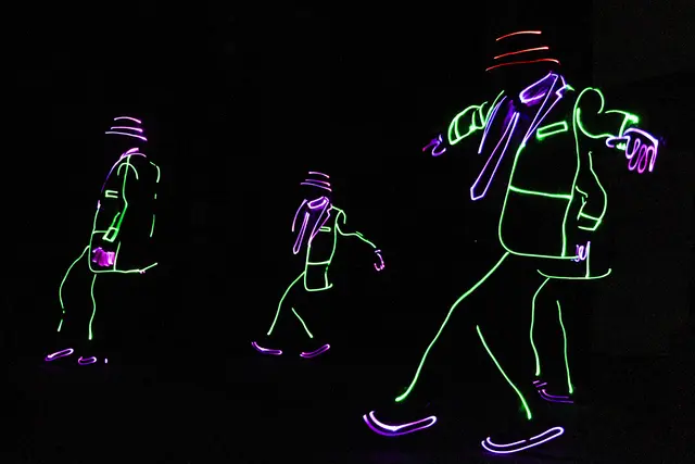 Das Streetmotion Studio Innsbruck sorgte für das Unterhaltungsprogramm des Abends.  | Foto: Die Fotografen