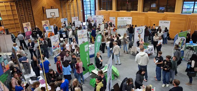 Die „Birkfelder Bildungsmesse" zog rund 300 Jugendliche in die Petrer-Rosegger-Halle. | Foto: Putz/Hirsch