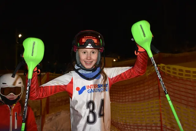 Der LA-Stern Pauline Steiner, 
SU Dimbach/Pabneukirchen) fährt weiterhin Sklirennen.  | Foto: Zinterhof