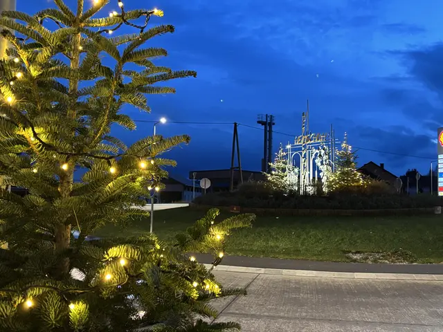 Heimschuh präsentiert sich in der Adventzeit hell beleuchtet. | Foto: MeinBezirk/W. Fischer