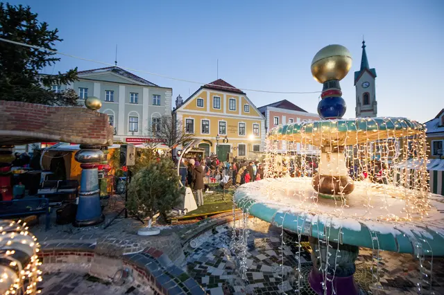 Erleben Sie die StadtWEIHNACHT in der Zwettler Innenstadt. | Foto: Waldviertel Tourismus