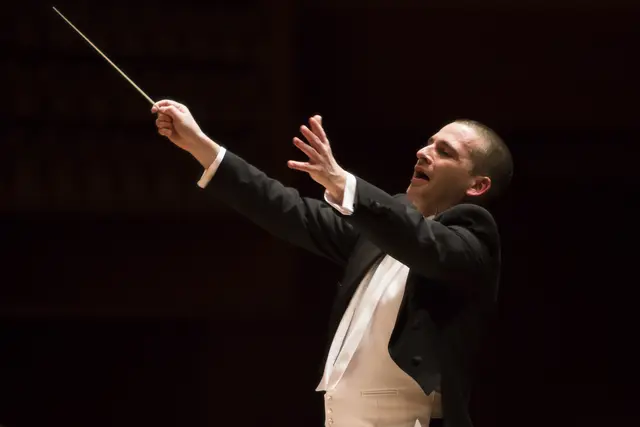 Die musikalische Leitung übernimmt Marc Reibel, gefeierter Dirigent am Musiktheater Linz.  | Foto: Günther Gröger