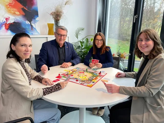 Gleich getestet haben das "MeinBezirk - Südburgenland DKT" auch Ramona Klein, Alfred Kollar, Tanja Steinprinz und Nadja Novogoratz. | Foto: OSG