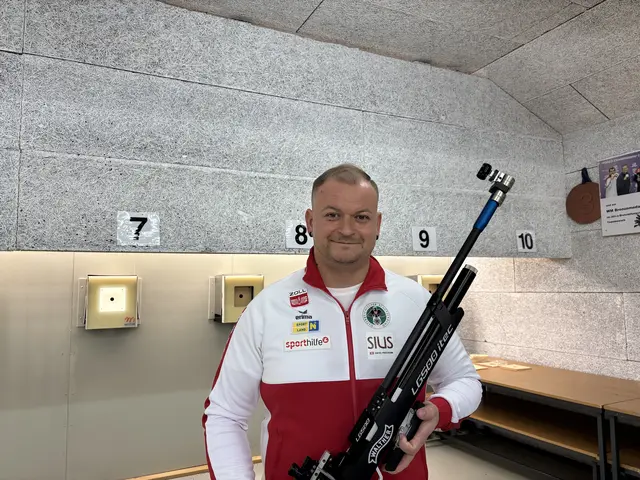 Titelfoto Pielachtal: Im Pielachtal funkelt wieder Weltmeister-Gold: Alexander Schmirl triumphierte in Kairo. MeinBezirk durfte den regionalen Ausnahmesportler beim Training besuchen. | Foto: Lina Chalusch