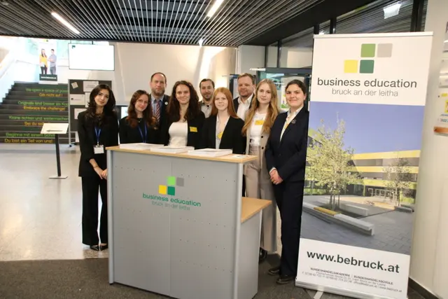 Alle Interessierten wurden kompetent und freundlich betreut.  | Foto: bebruck